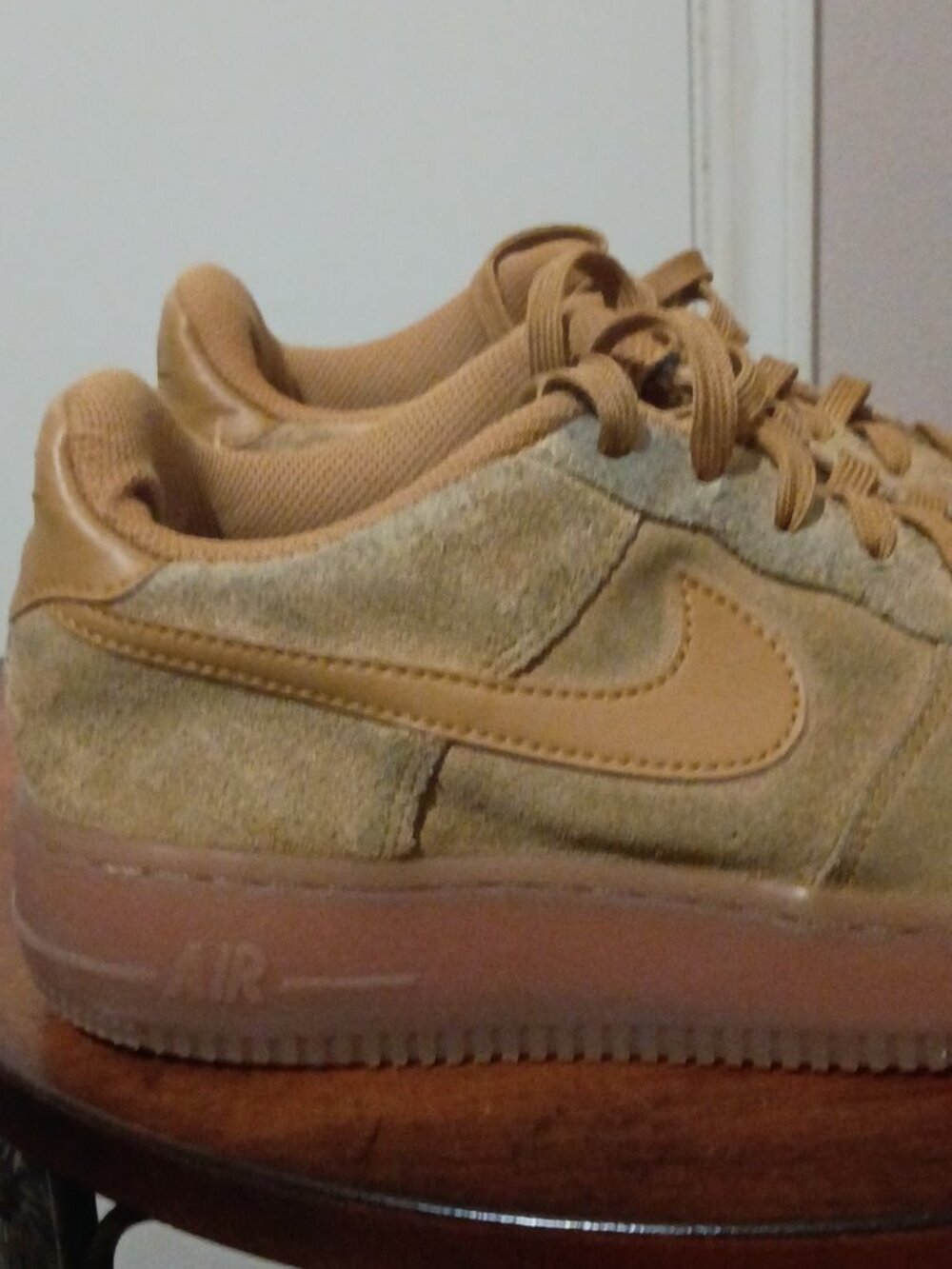 Nike Air Force 1 Wheat Gum Light Brown Suede Sneakers BQ5485-700 Kids Size 6Y - Picture 3 of 12